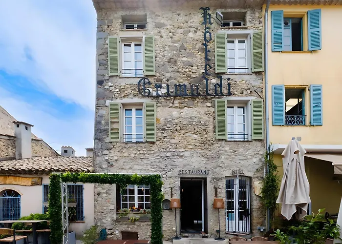 Le Grimaldi 住宿加早餐酒店 滨海卡涅