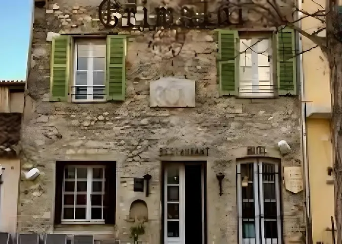 Le Grimaldi 3* كانيو سور مير