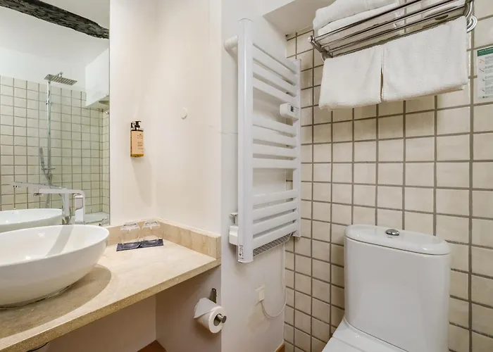 Le Grimaldi 住宿加早餐酒店 滨海卡涅