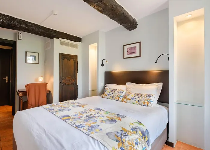 Le Grimaldi לינה וארוחת בוקר