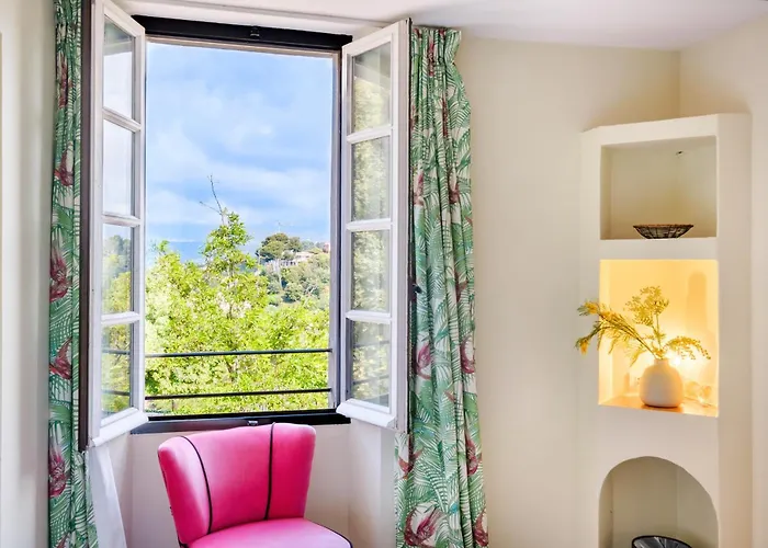 Le Grimaldi לינה וארוחת בוקר 3*